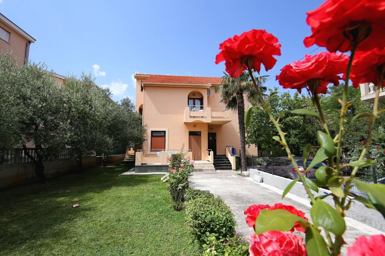 Apartments By The Sea Sukosan, Zadar - 6229 Екстер'єр фото